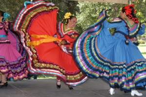 folklorico dancers at cuyamaca